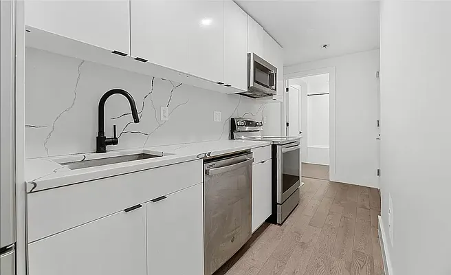 Rented by REAL New York | media 9