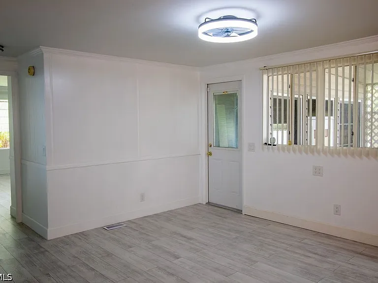 5506 Virginia Dare Ln — Photo 19