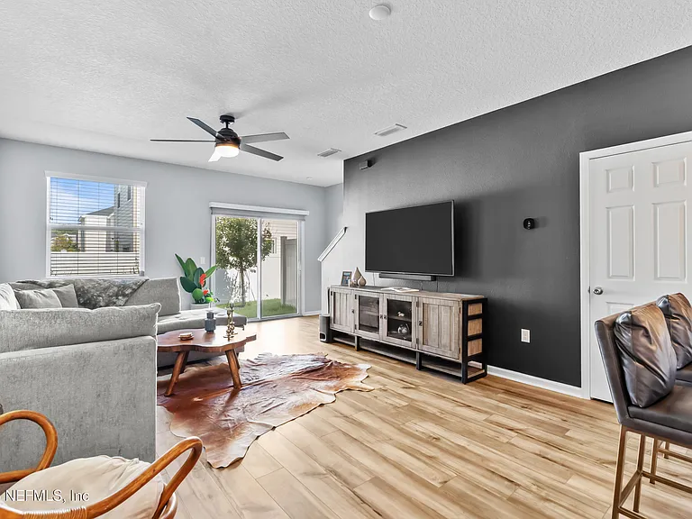 11820 Junegrass Rd — Photo 11