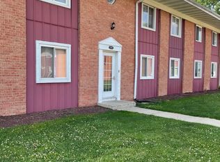 1389 Monomoy St APT B2, Aurora, IL 60506