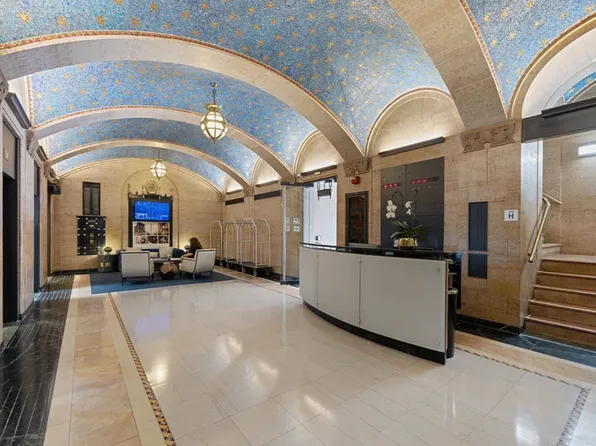 1 Hanson Place image 22 of 25