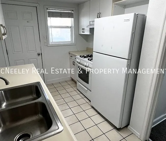 1540 NW 39th St #2 — Photo 9