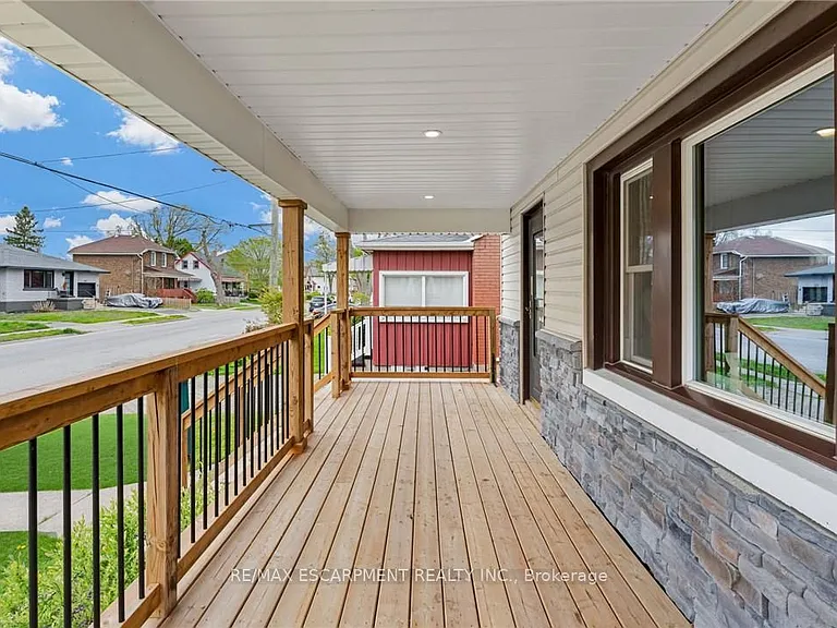 112 Oakland Ave — Photo 5