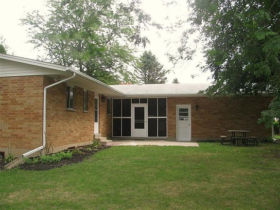 2nd image of 1170 Rosendale Dr