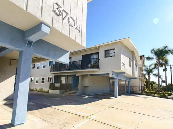 Well-Maintained Apartment Community in Prime West LA Location, 3704-3710 S Bentley Ave #3704-7, Los Angeles, CA 90034