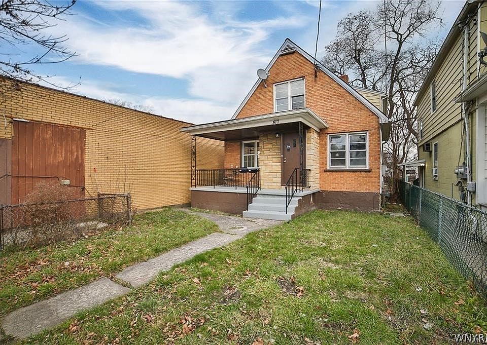 1st image of 417 24th St