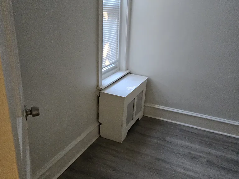 927 N Fallon St — Photo 14