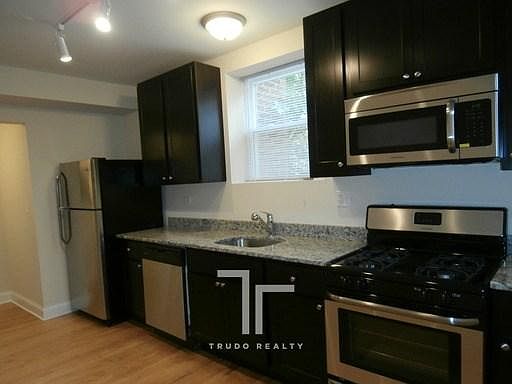 5th image of 6702 N Campbell Ave