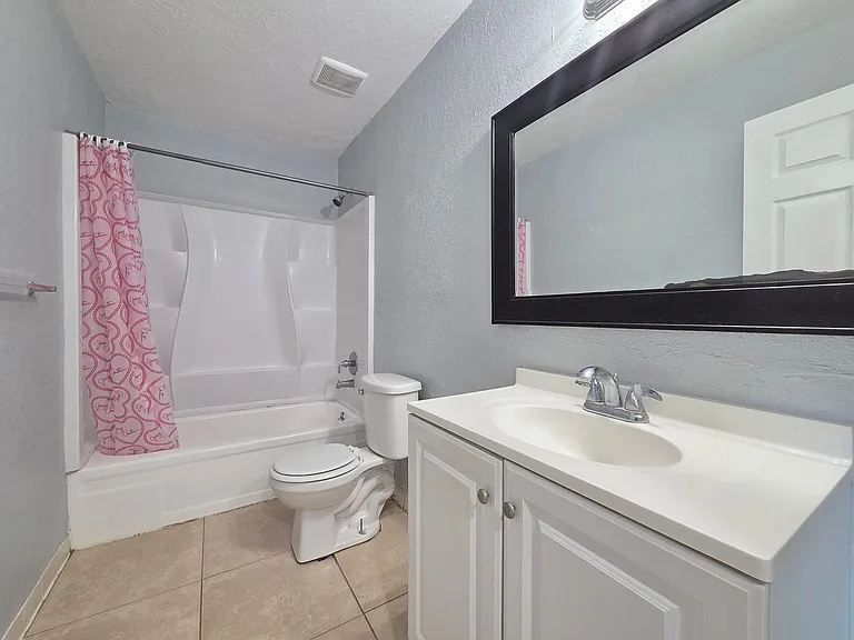 605 Northlake Blvd #63 — Photo 18
