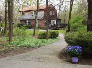 385 Vassar Rd, Poughkeepsie, NY 12603