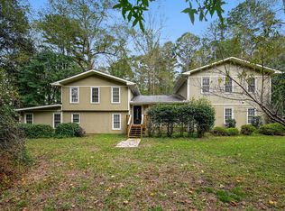 395 Magmar Ln, Fayetteville, GA 30214