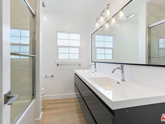 4th image of 4549 W 2nd St