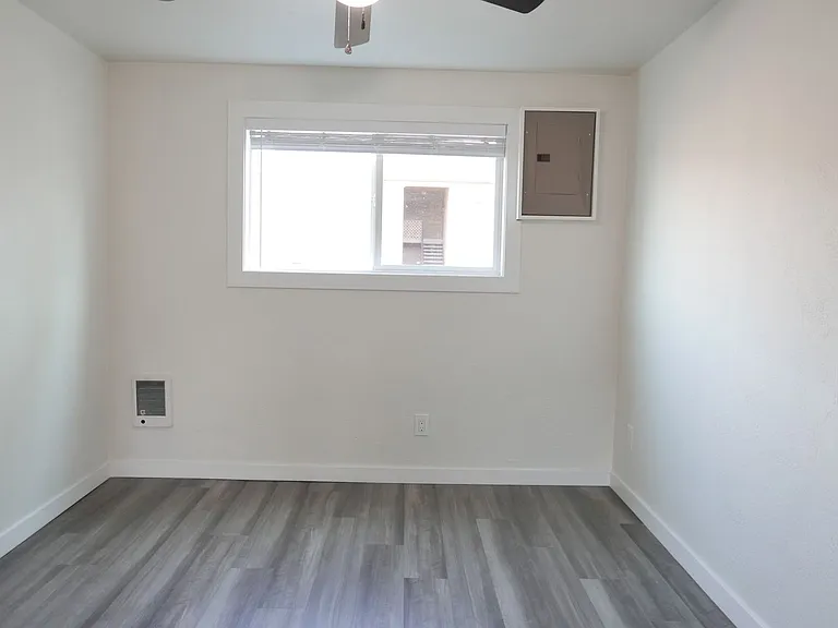 Westwood Apartments ** On-site Laundry Facilities, Off-Street Parking & Private Patio or Balcony — Photo 55