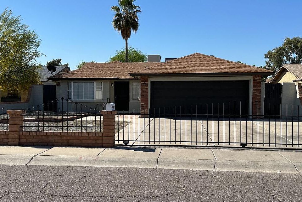 1st image of 8933 W MULBERRY Drive