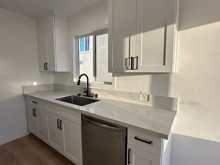 1027 Euclid St — Photo 1