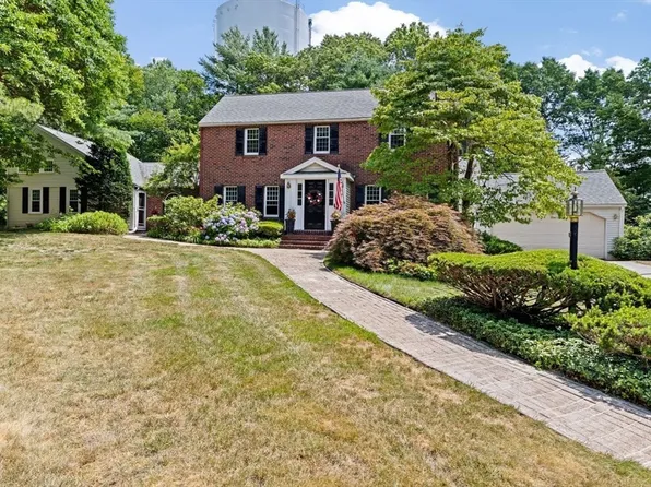 87 Deborah Rd, Hanover, MA 02339