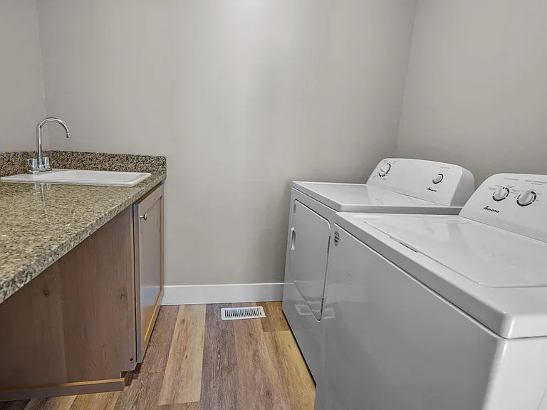 VALO at Olive Plaza Laundry Room