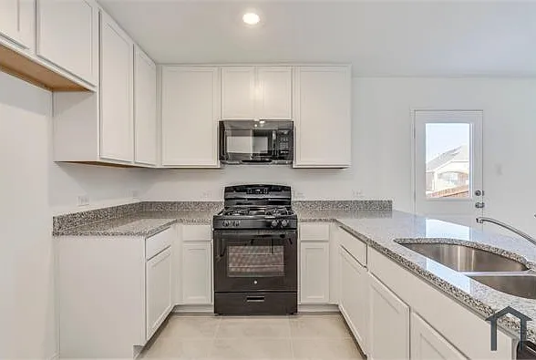 3605 Flicker Ln — Photo 24