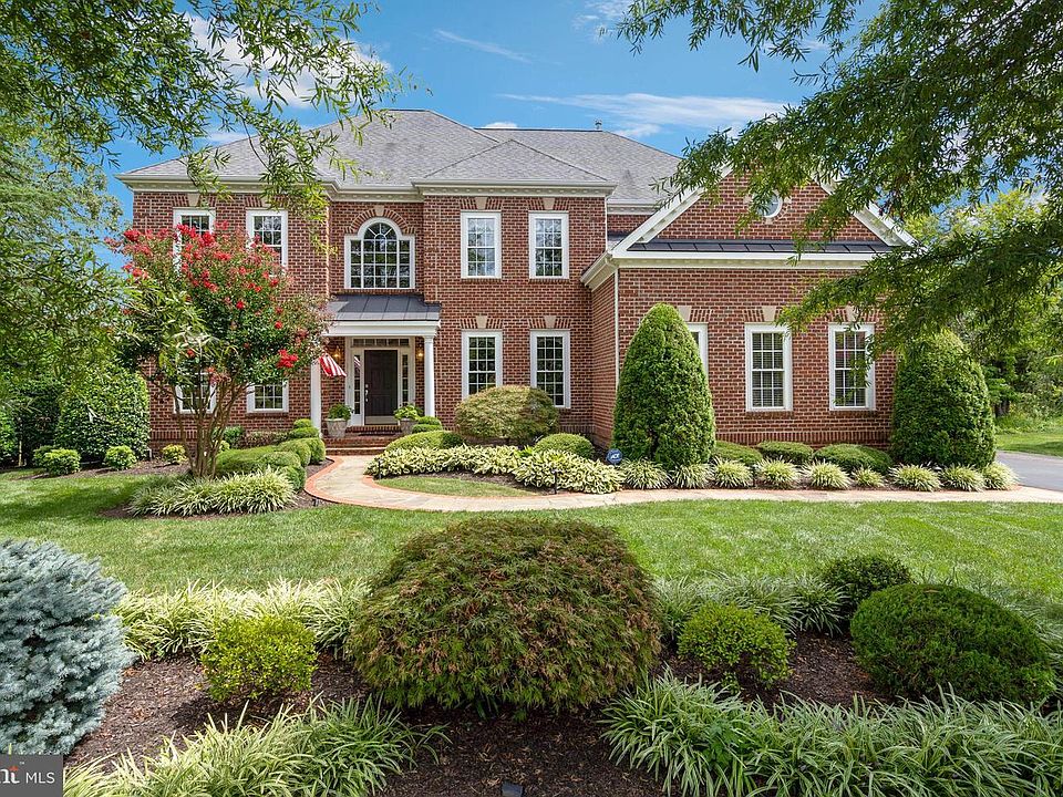 1st image of 9315 Ludgate Dr