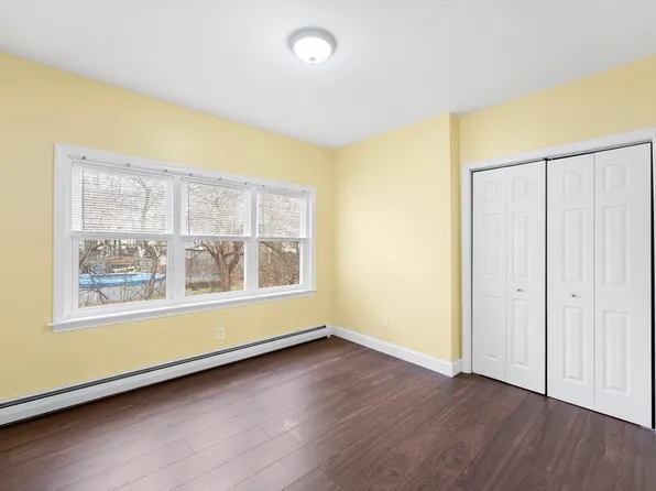 111 Plain St, Taunton, MA 02780
