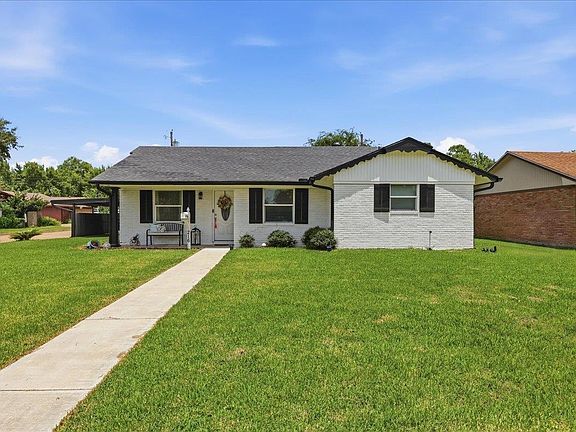 2nd image of 216 N 35th St