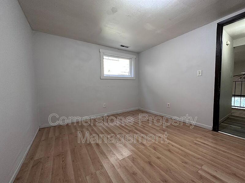 2nd image of 821 N 7th St #812-1