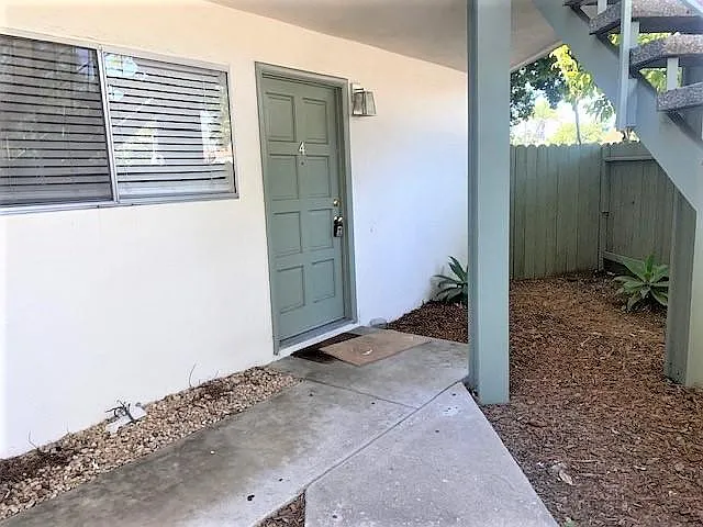 707 W Carrillo St #4 — Photo 12