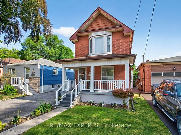 2nd image of 257 John St