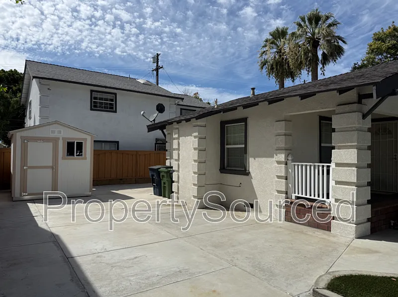 1 bed, 1.0 bath, 698 sqft, $1,750 — Photo 3