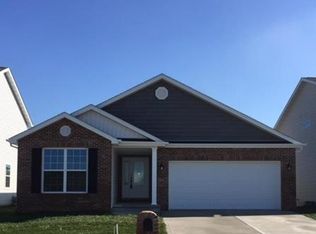 1128 Lear Ln, Mascoutah, IL 62258