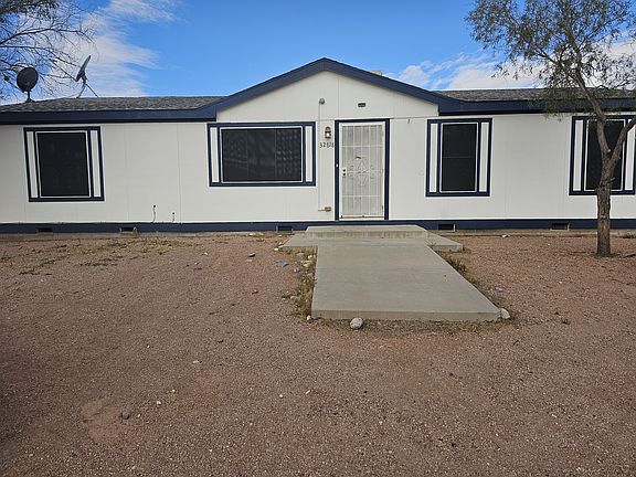 3rd image of 32818 N 223rd Ave