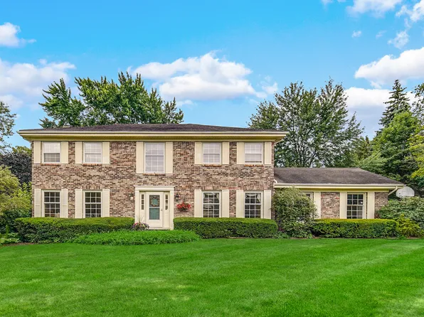 36W691 Red Haw Ln, Saint Charles, IL 60174