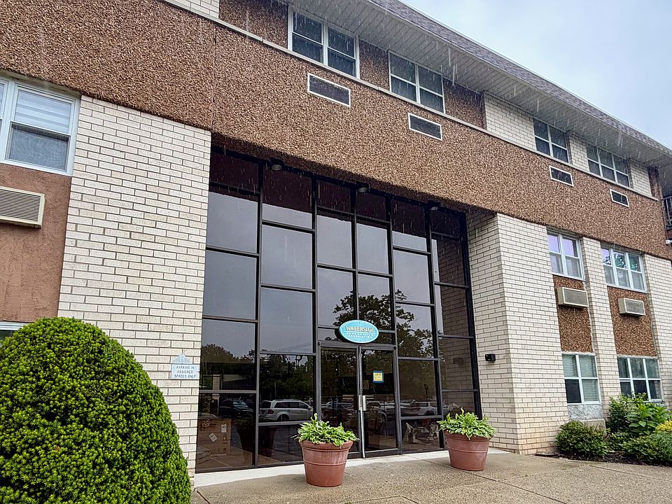 Waterside Building