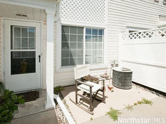 2nd image of 1801 Southcross Drive W