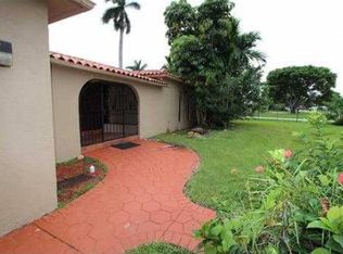 13700 NE 1st Ave, Miami, FL 33161