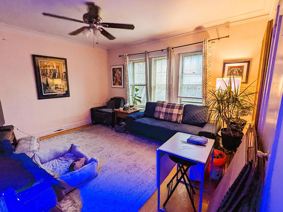 1st image of 1500 W Rosemont Ave #3W