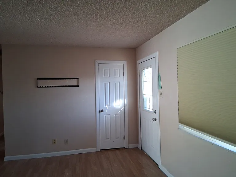 3809 Azalea St — Photo 13