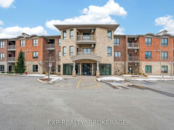 740 Augusta Dr #301, Kingston, ON K7P 0R5