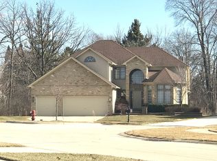 15144 Vino Rosa Ct, Sterling Heights, MI 48312