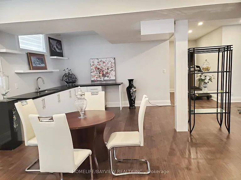 11 Walnut Cres — Photo 11