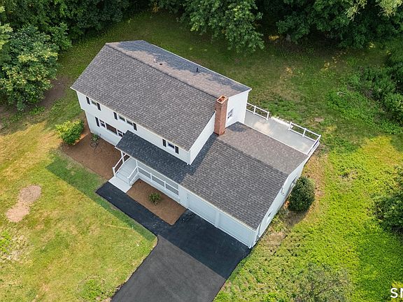 3rd image of 5 Butternut Drive