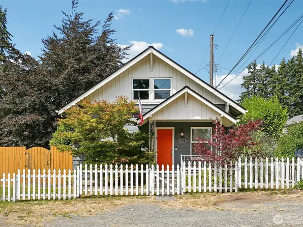 811 S 88th Street, Tacoma, WA 98444