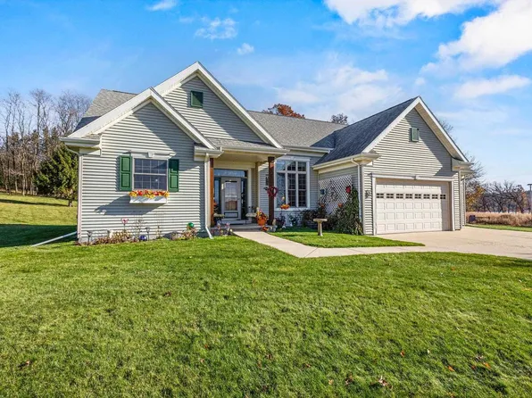 W2608 Menominee Drive, Markesan, WI 53968