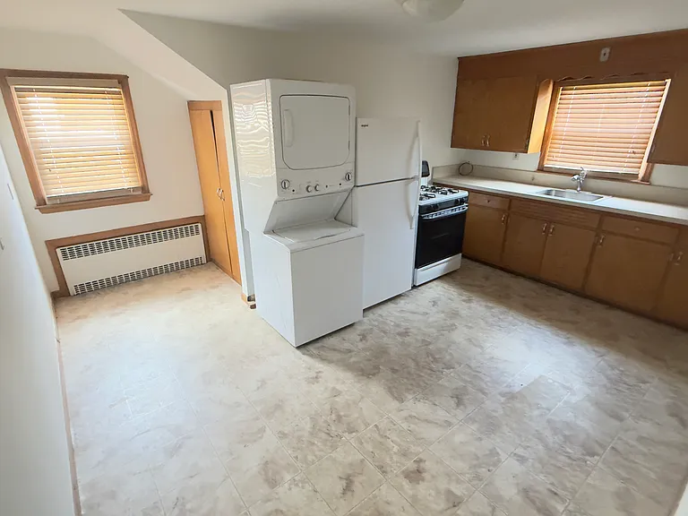 2060 Mountain Ave #B — Photo 2