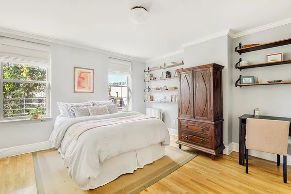 Sold by Compass | media 3