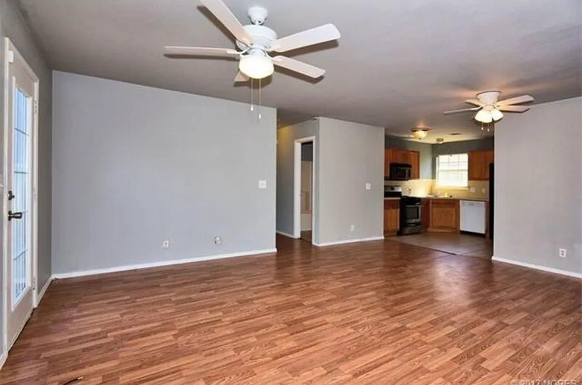 Building Photo - 5627 S Xenophon Ave