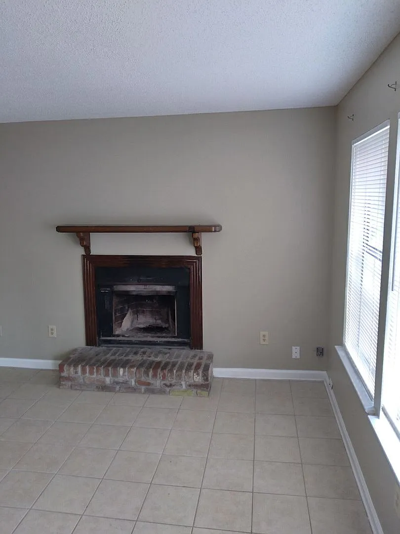 3540 - 3542 Christine Rd. — Photo 3