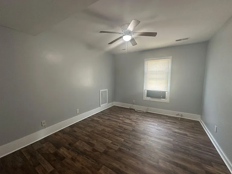 1222 Salem Ave SW #B — Photo 6