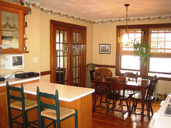 Breakfast Bar