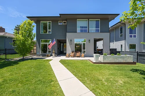 3215 S Dahlia St Photo 1